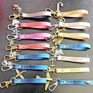 KeyChain Personalize ur name/charm